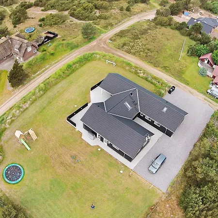 Luxury Retreat In Prázdninový dům *